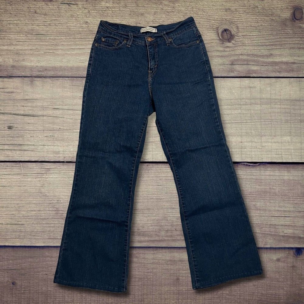 Women's Levi's 512 Boot Cut Perfectly Slimming Size 10P Medium Blue Denim Jeans